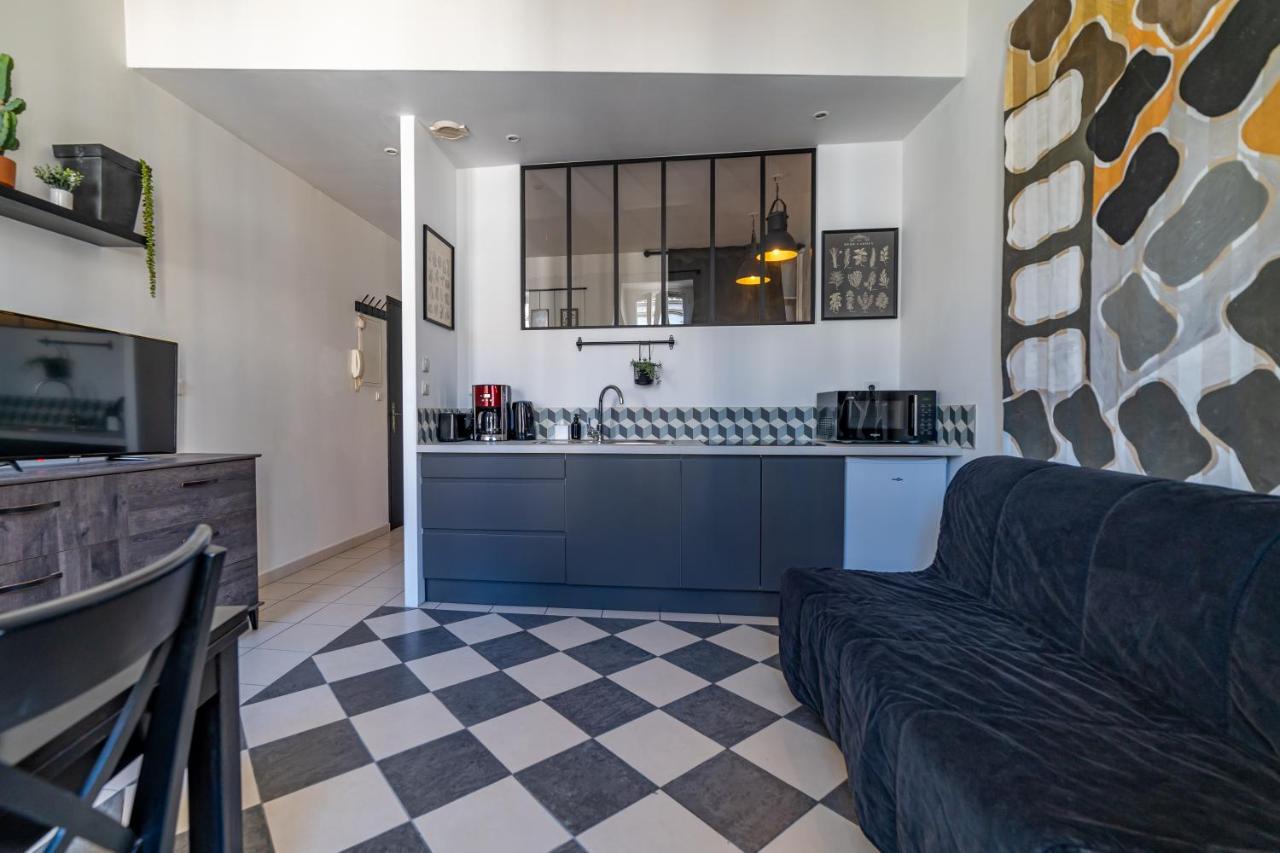 Les Temps Modernes - Nuit A Apartamento Nimes